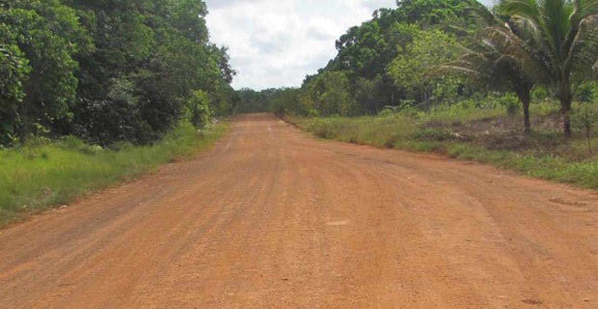 GUIANA: Rodovia asfaltada desde a fronteira com Bonfim.