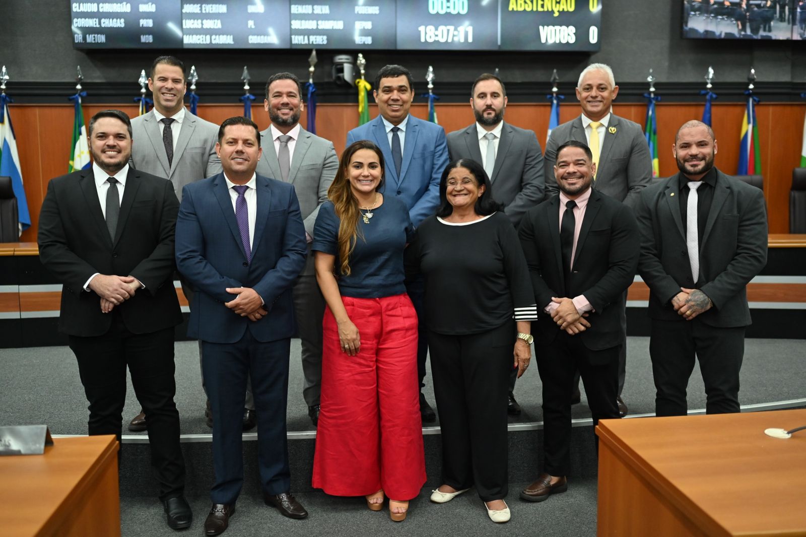 Sampaio e os demais deputados da Mesa Diretora reeleitos para mais um mandato