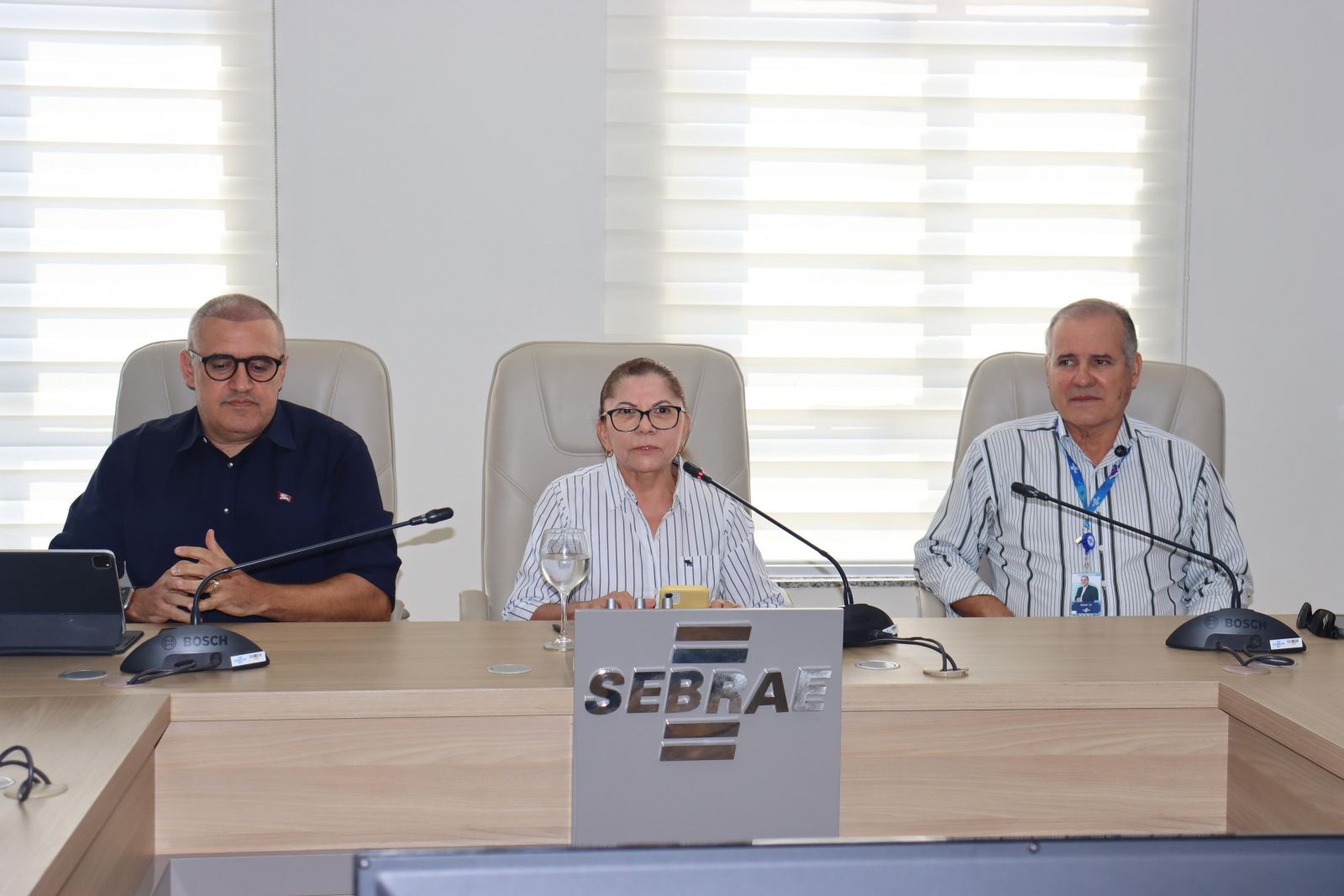 A vice-presidente do Conselho Deliberativo Estadual do Sebrae, Izabel Itikawa (centro)